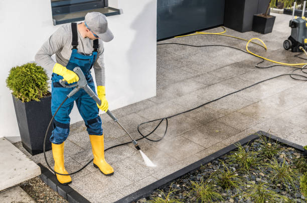 Why Choose Our Certified Pressure Washing Experts for Your Project Needs in Rockdale, TX?